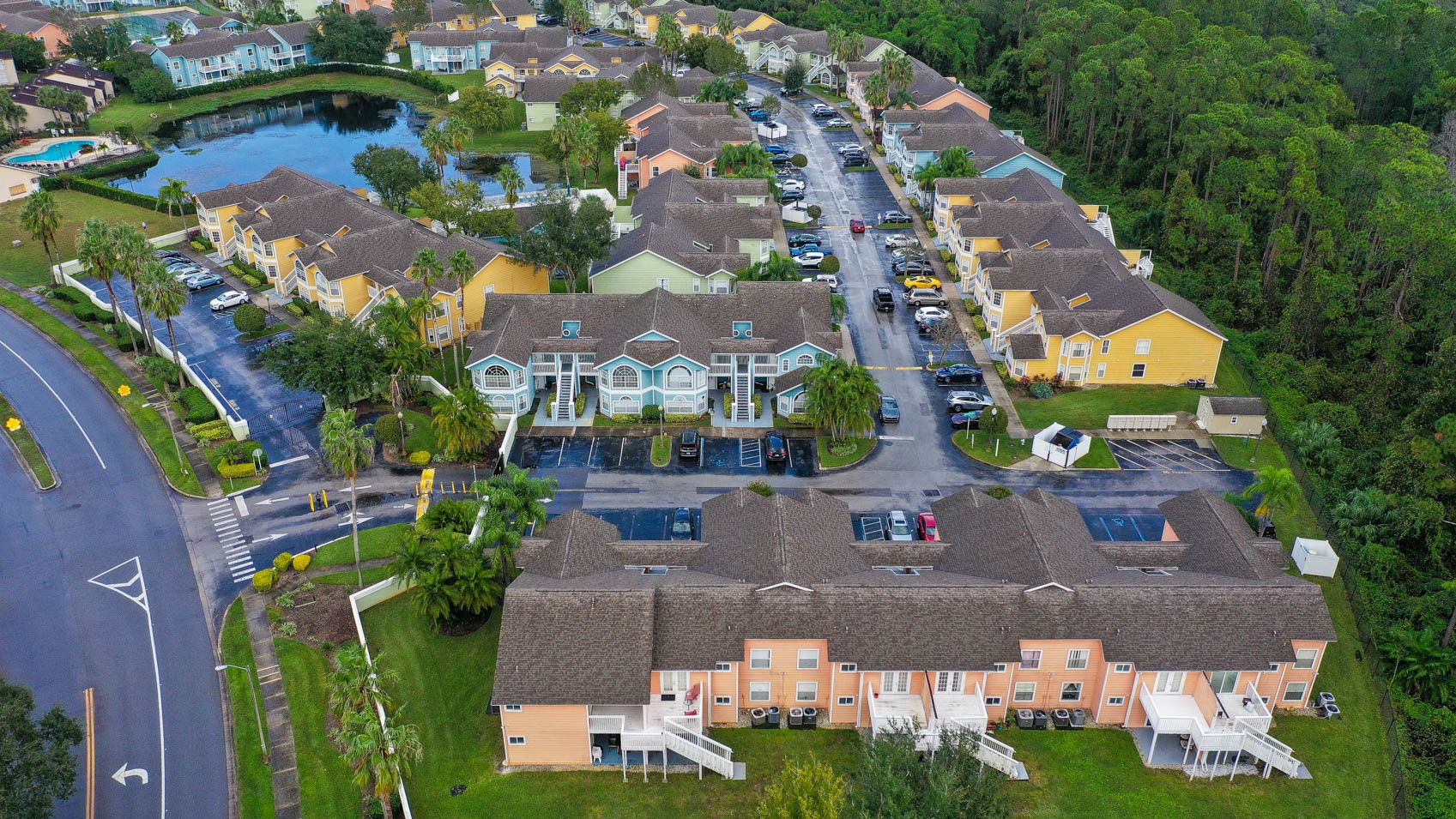 drone shot of condo in kissimmee community